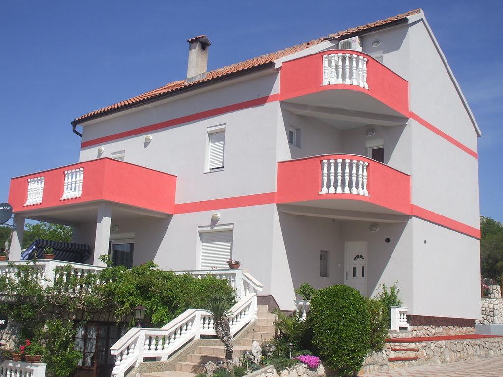 Apartments Malnar 诺维·维诺多尔斯基 外观 照片